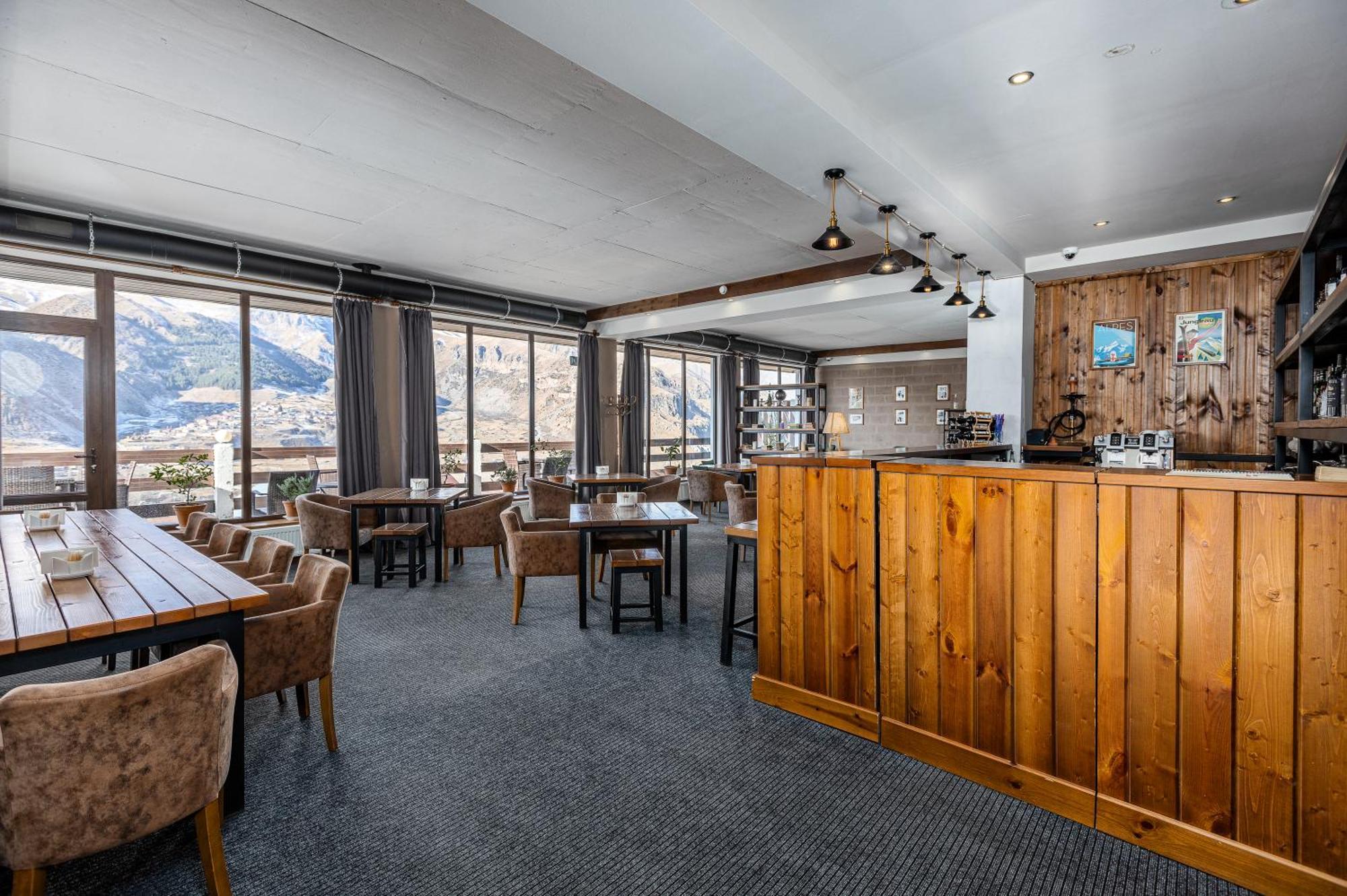 Alpine Lounge Boutique 4*
