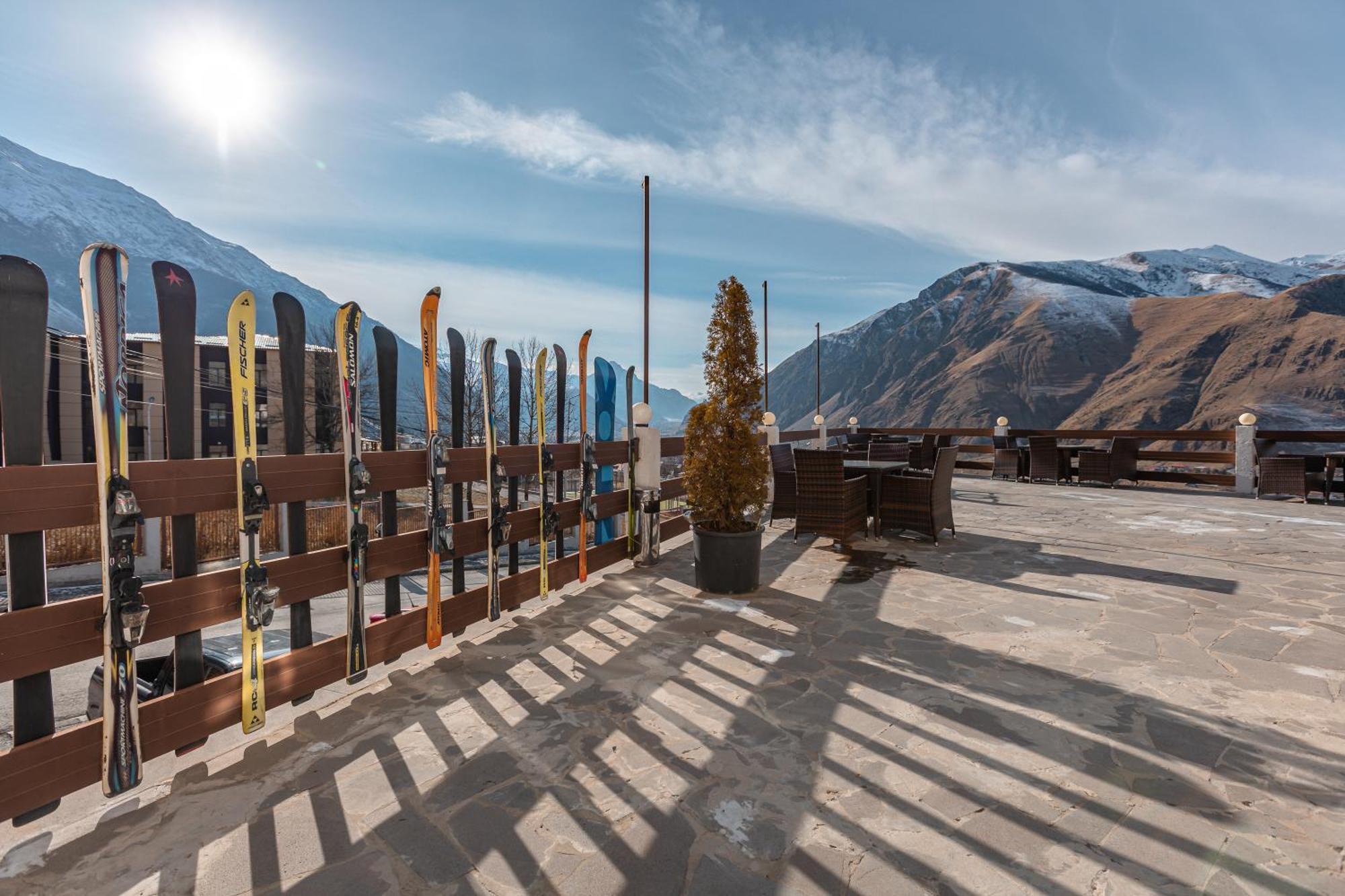 Alpine Lounge Boutique Hotel 4*
